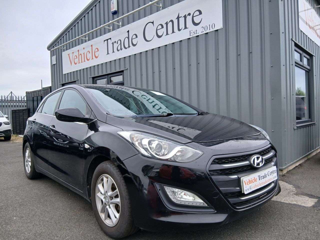 A 2016 HYUNDAI I30 1.6 CRDi Blue Drive SE Hatchback 5dr Diesel Manual Euro 6 (s/s) (110 ps) A 2016 HYUNDAI I30 1.6 CRDi Blue Drive SE Hatchback 5dr Diesel Manual Euro 6 (s/s) (110 ps)