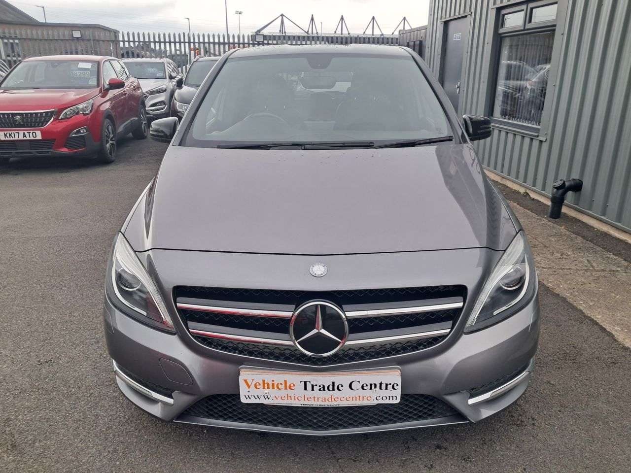 A 2015 MERCEDES-BENZ B CLASS 1.5 B180 CDI Sport MPV 5dr Diesel 7G-DCT Euro 5 (s/s) (109 ps) A 2015 MERCEDES-BENZ B CLASS 1.5 B180 CDI Sport MPV 5dr Diesel 7G-DCT Euro 5 (s/s) (109 ps)