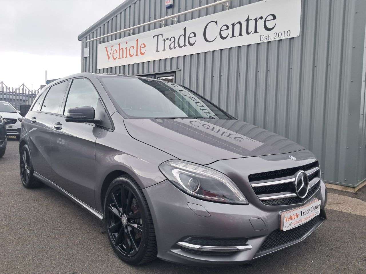 A 2015 MERCEDES-BENZ B CLASS 1.5 B180 CDI Sport MPV 5dr Diesel 7G-DCT Euro 5 (s/s) (109 ps) A 2015 MERCEDES-BENZ B CLASS 1.5 B180 CDI Sport MPV 5dr Diesel 7G-DCT Euro 5 (s/s) (109 ps)