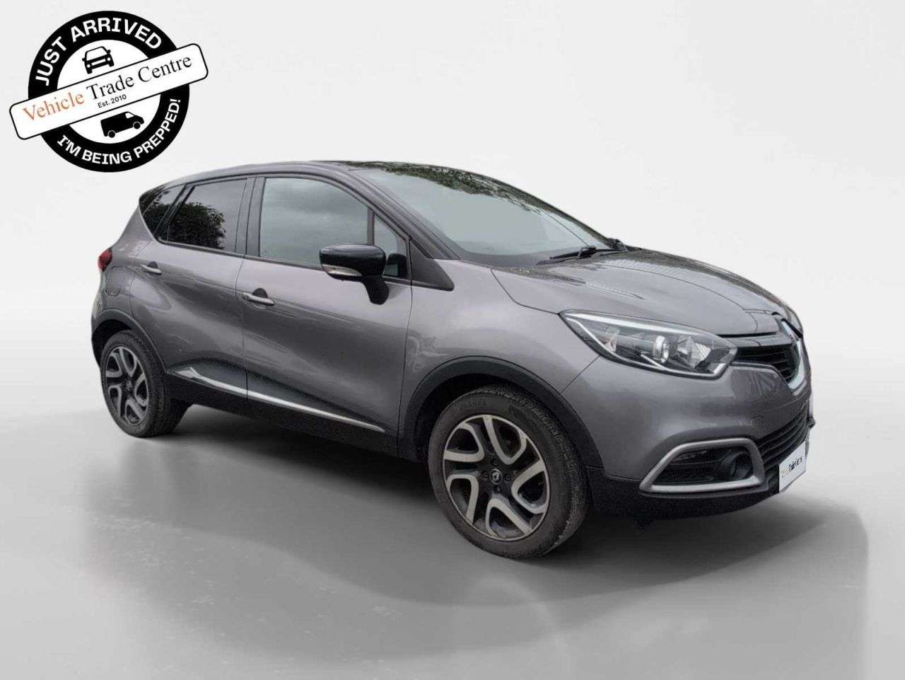 A 2017 RENAULT CAPTUR 0.9 TCe ENERGY Dynamique S Nav SUV 5dr Petrol Manual Euro 6 (s/s) (90 ps) A 2017 RENAULT CAPTUR 0.9 TCe ENERGY Dynamique S Nav SUV 5dr Petrol Manual Euro 6 (s/s) (90 ps)