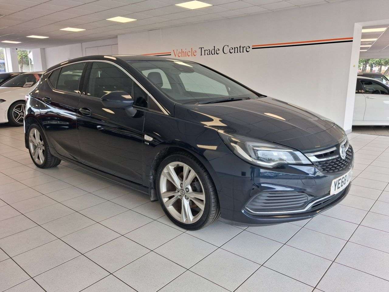 A 2018 VAUXHALL ASTRA 1.6i Turbo GPF SRi VX Line Nav Hatchback 5dr Petrol Manual Euro 6 (s/s) (20 A 2018 VAUXHALL ASTRA 1.6i Turbo GPF SRi VX Line Nav Hatchback 5dr Petrol Manual Euro 6 (s/s) (20