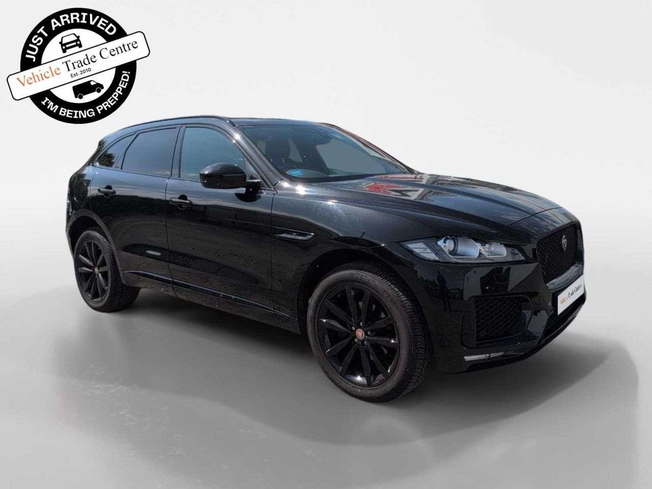 A 2019 JAGUAR F-PACE 2.0 D180 Chequered Flag SUV 5dr Diesel Auto AWD Euro 6 (s/s) (180 ps) A 2019 JAGUAR F-PACE 2.0 D180 Chequered Flag SUV 5dr Diesel Auto AWD Euro 6 (s/s) (180 ps)