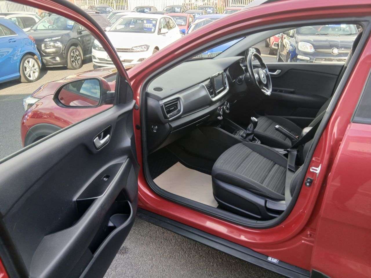 2018 KIA STONIC 2018 KIA STONIC