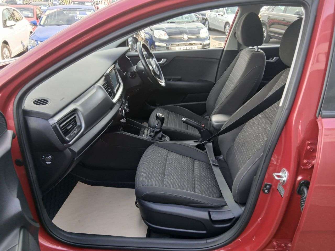 2018 KIA STONIC 2018 KIA STONIC