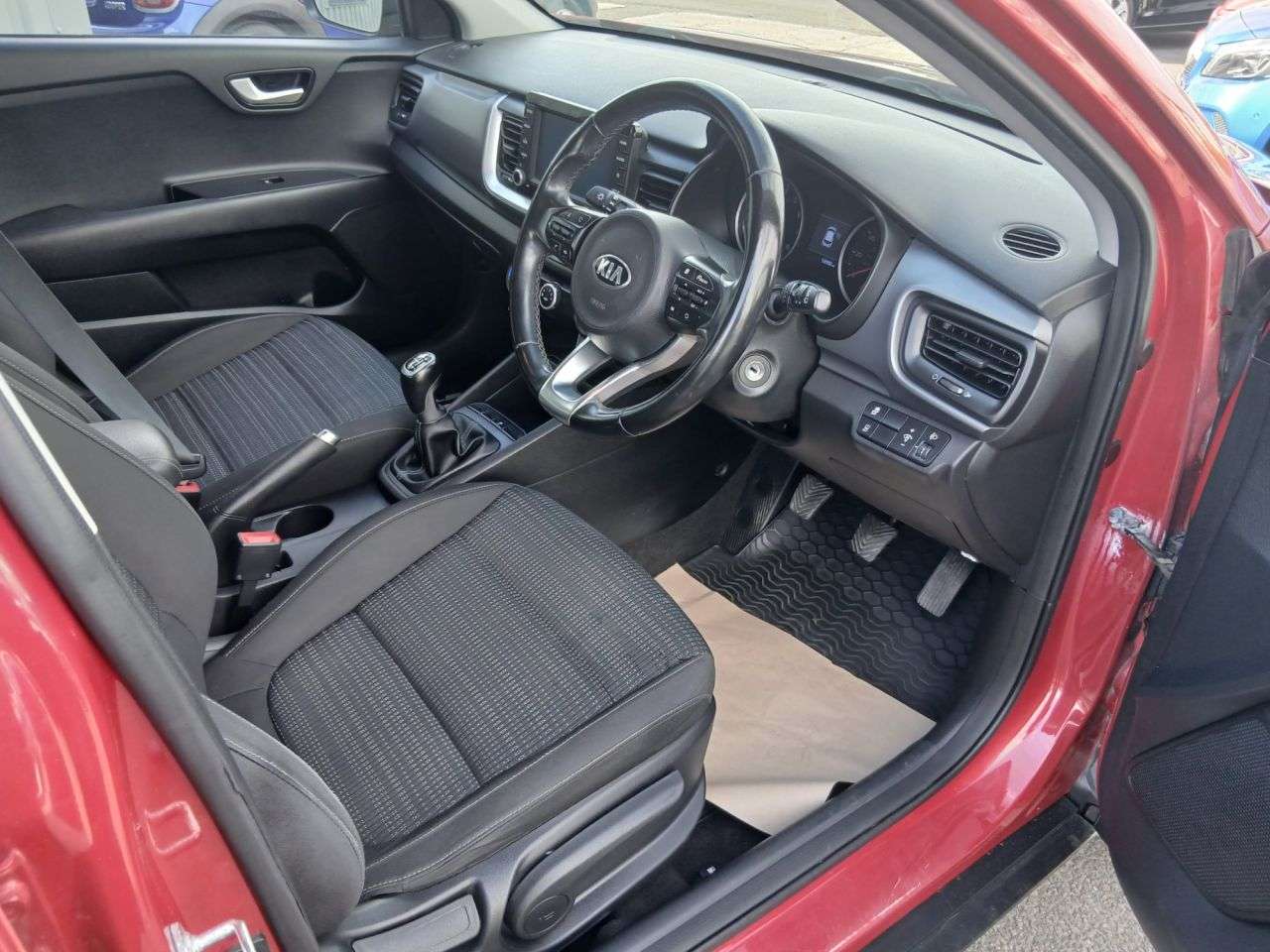 2018 KIA STONIC 2018 KIA STONIC
