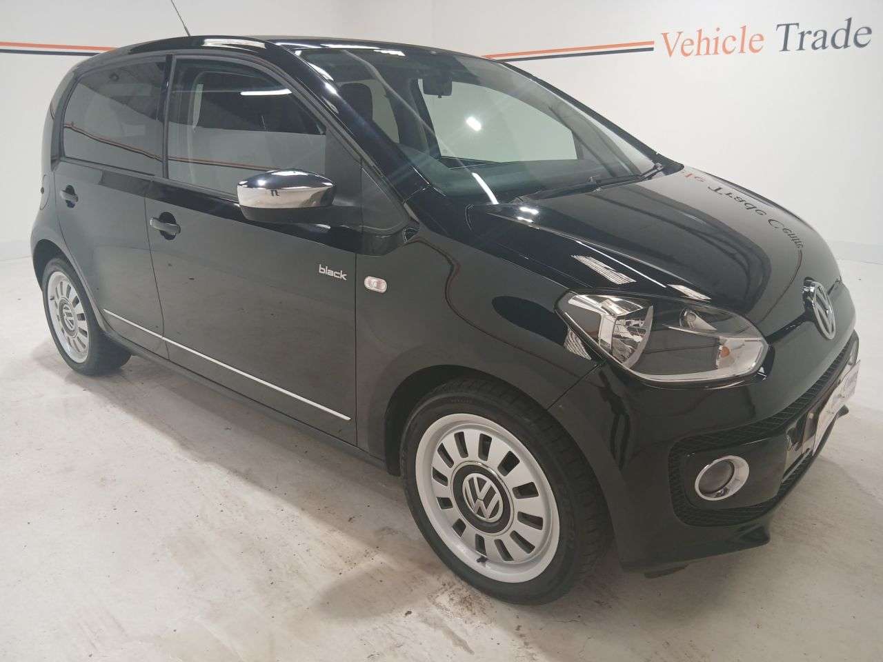 A 2013 VOLKSWAGEN UP! 1.0 up! Black Hatchback 5dr Petrol Manual Euro 5 (75 ps) A 2013 VOLKSWAGEN UP! 1.0 up! Black Hatchback 5dr Petrol Manual Euro 5 (75 ps)