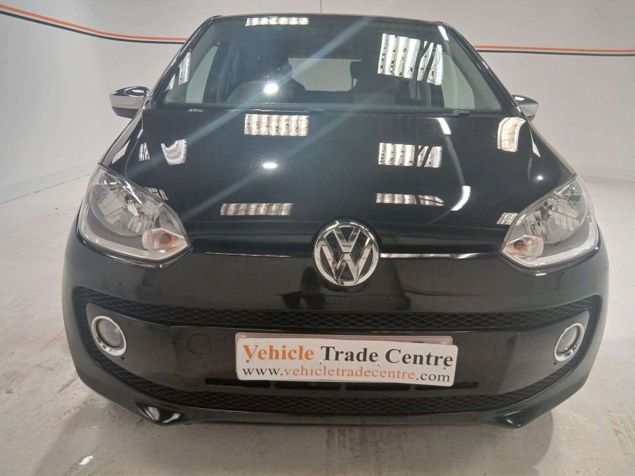 A 2013 VOLKSWAGEN UP! 1.0 up! Black Hatchback 5dr Petrol Manual Euro 5 (75 ps) A 2013 VOLKSWAGEN UP! 1.0 up! Black Hatchback 5dr Petrol Manual Euro 5 (75 ps)