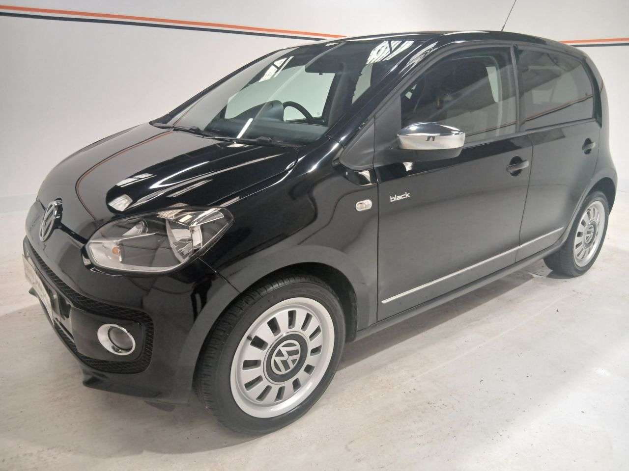 A 2013 VOLKSWAGEN UP! 1.0 up! Black Hatchback 5dr Petrol Manual Euro 5 (75 ps) A 2013 VOLKSWAGEN UP! 1.0 up! Black Hatchback 5dr Petrol Manual Euro 5 (75 ps)