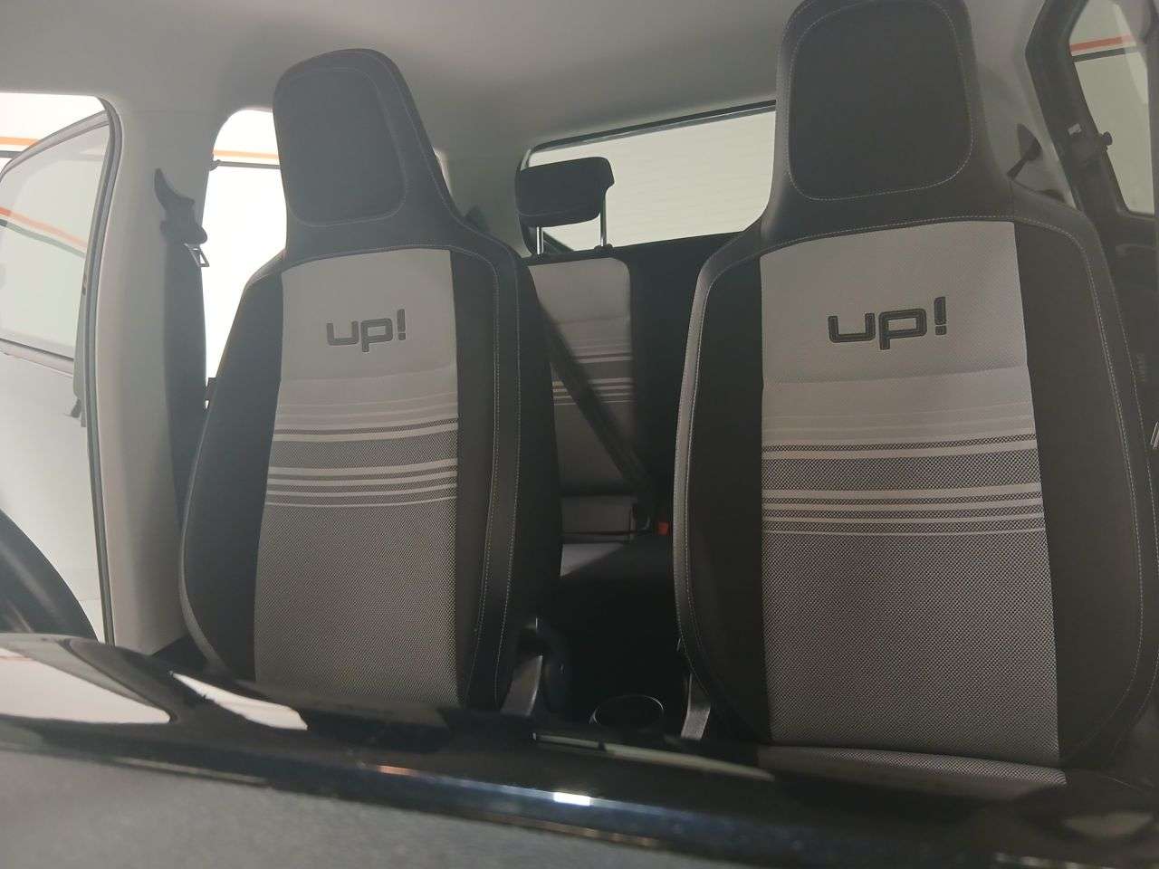 2013 VOLKSWAGEN UP! 2013 VOLKSWAGEN UP!