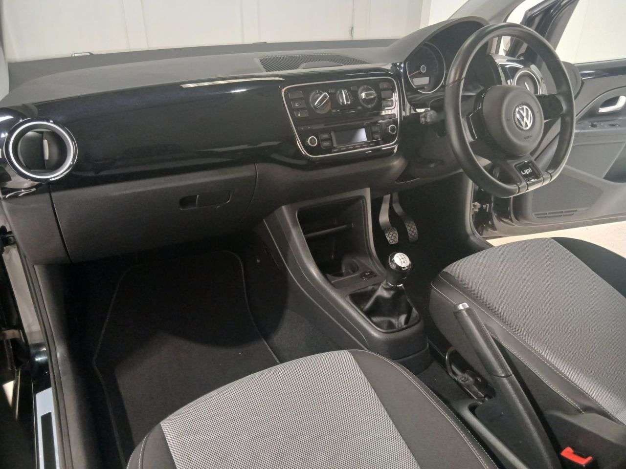2013 VOLKSWAGEN UP! 2013 VOLKSWAGEN UP!
