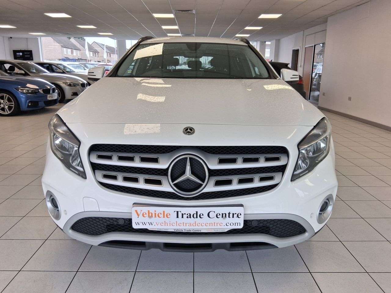 A 2018 MERCEDES-BENZ GLA 1.6 GLA200 SE (Executive) SUV 5dr Petrol Manual Euro 6 (s/s) (156 ps) A 2018 MERCEDES-BENZ GLA 1.6 GLA200 SE (Executive) SUV 5dr Petrol Manual Euro 6 (s/s) (156 ps)