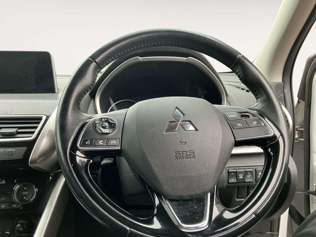 A 2019 MITSUBISHI ECLIPSE CROSS 1.5T 3 SUV 5dr Petrol Manual Euro 6 (s/s) (163 ps) A 2019 MITSUBISHI ECLIPSE CROSS 1.5T 3 SUV 5dr Petrol Manual Euro 6 (s/s) (163 ps)