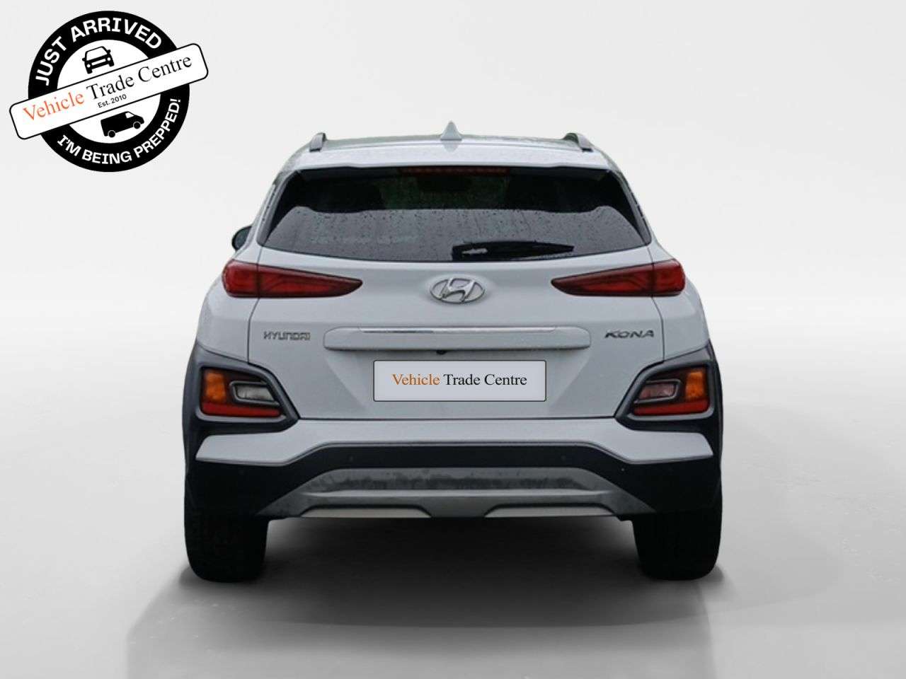 A 2018 HYUNDAI KONA 1.0 T-GDi Blue Drive Premium SUV 5dr Petrol Manual Euro 6 (s/s) (120 ps) A 2018 HYUNDAI KONA 1.0 T-GDi Blue Drive Premium SUV 5dr Petrol Manual Euro 6 (s/s) (120 ps)