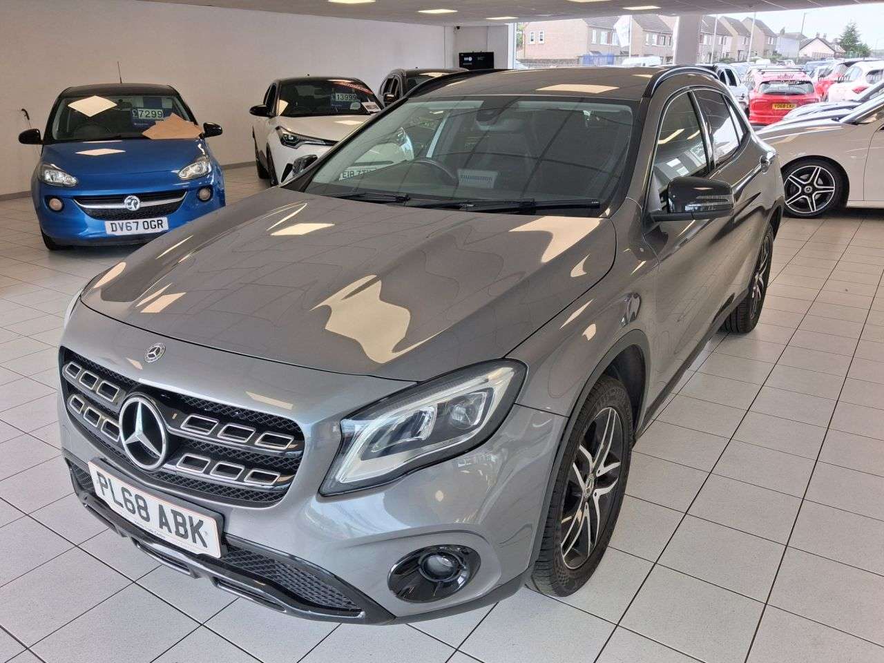 A 2019 MERCEDES-BENZ GLA 1.6 GLA180 Urban Edition SUV 5dr Petrol Manual Euro 6 (s/s) (122 ps) A 2019 MERCEDES-BENZ GLA 1.6 GLA180 Urban Edition SUV 5dr Petrol Manual Euro 6 (s/s) (122 ps)