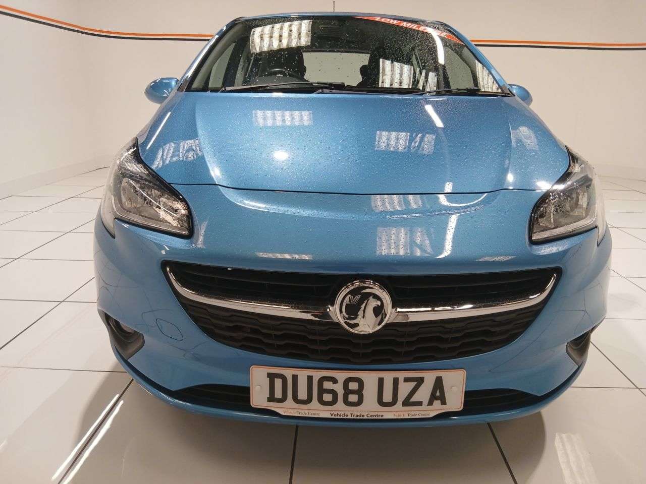 A 2018 VAUXHALL CORSA 1.4i ecoTEC Design Hatchback 5dr Petrol Manual Euro 6 (90 ps) A 2018 VAUXHALL CORSA 1.4i ecoTEC Design Hatchback 5dr Petrol Manual Euro 6 (90 ps)