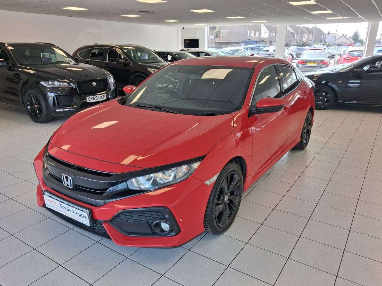 A 2018 HONDA CIVIC 1.0 VTEC Turbo SR Hatchback 5dr Petrol Manual Euro 6 (s/s) (126 ps) A 2018 HONDA CIVIC 1.0 VTEC Turbo SR Hatchback 5dr Petrol Manual Euro 6 (s/s) (126 ps)