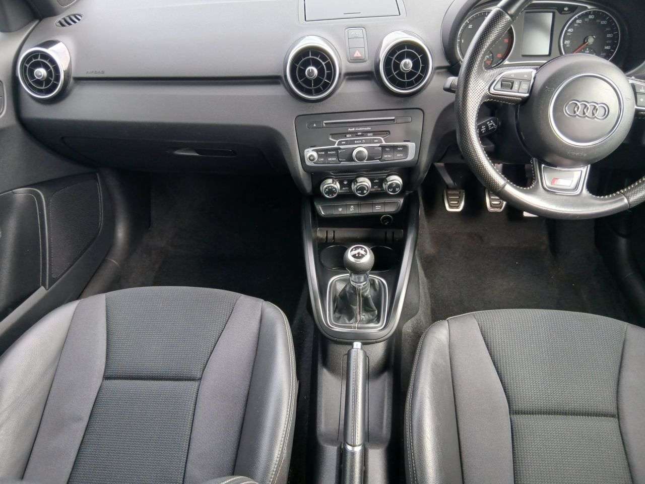 2015 AUDI A1 2015 AUDI A1