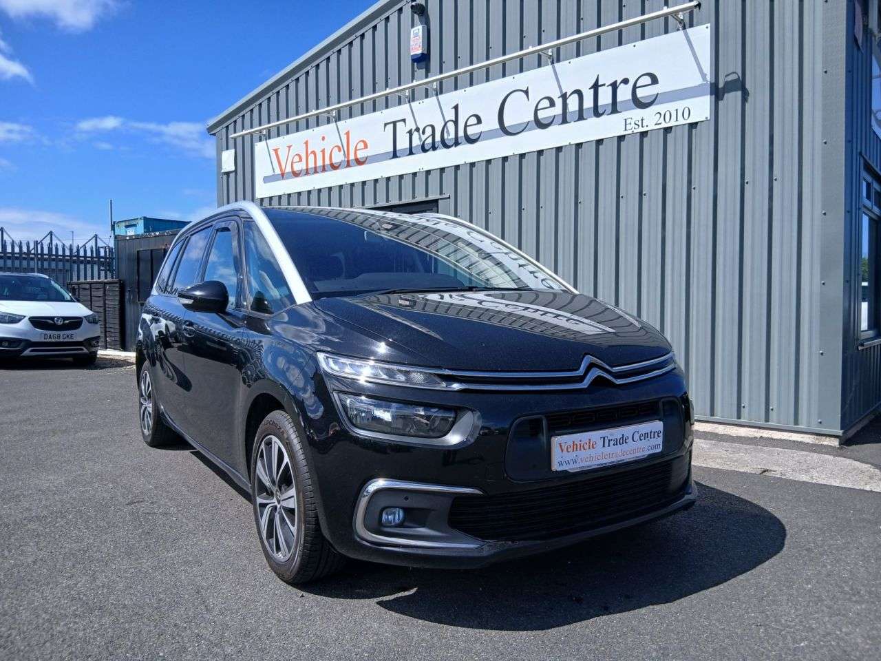 A 2018 CITROEN GRAND C4 SPACETOURER 1.6 BlueHDi Feel MPV 5dr Diesel Manual Euro 6 (s/s) (120 ps) A 2018 CITROEN GRAND C4 SPACETOURER 1.6 BlueHDi Feel MPV 5dr Diesel Manual Euro 6 (s/s) (120 ps)
