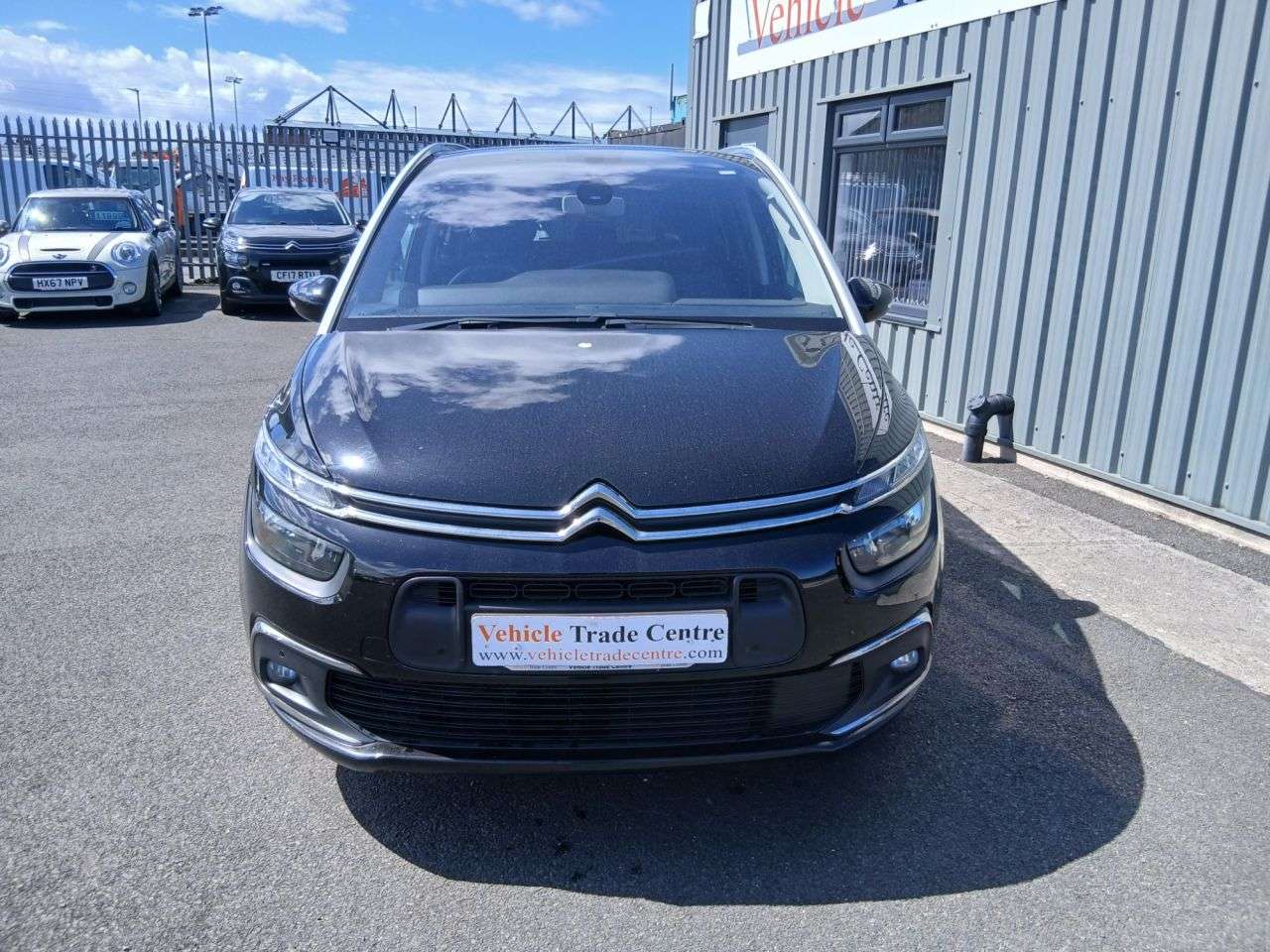 A 2018 CITROEN GRAND C4 SPACETOURER 1.6 BlueHDi Feel MPV 5dr Diesel Manual Euro 6 (s/s) (120 ps) A 2018 CITROEN GRAND C4 SPACETOURER 1.6 BlueHDi Feel MPV 5dr Diesel Manual Euro 6 (s/s) (120 ps)