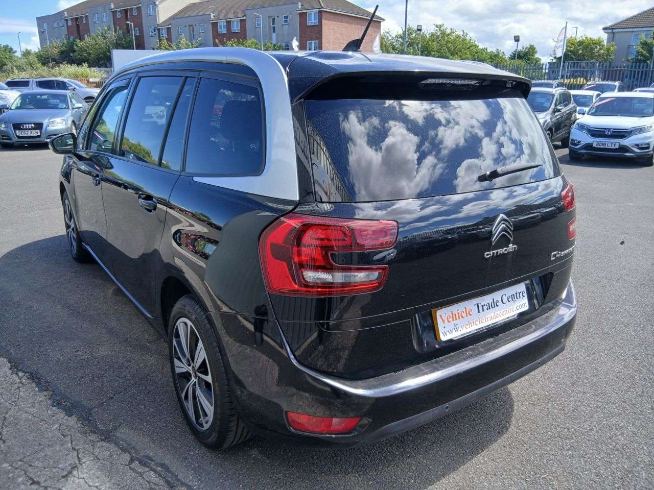 A 2018 CITROEN GRAND C4 SPACETOURER 1.6 BlueHDi Feel MPV 5dr Diesel Manual Euro 6 (s/s) (120 ps) A 2018 CITROEN GRAND C4 SPACETOURER 1.6 BlueHDi Feel MPV 5dr Diesel Manual Euro 6 (s/s) (120 ps)