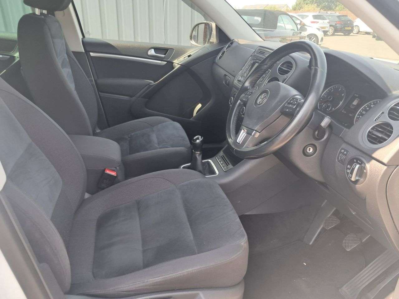 2015 VOLKSWAGEN TIGUAN 2015 VOLKSWAGEN TIGUAN