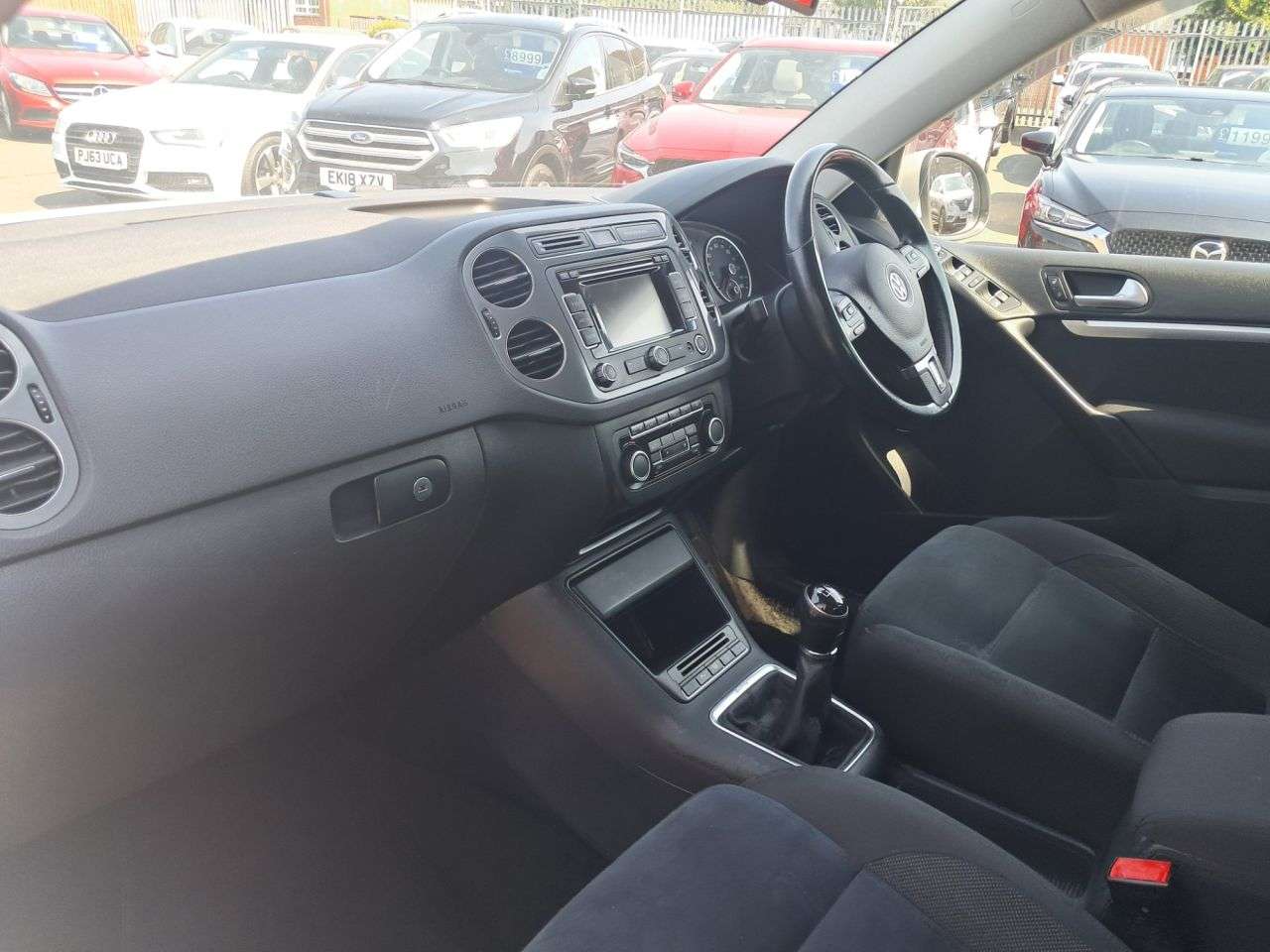 2015 VOLKSWAGEN TIGUAN 2015 VOLKSWAGEN TIGUAN