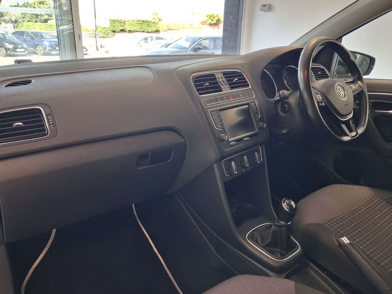 2017 VOLKSWAGEN POLO 2017 VOLKSWAGEN POLO