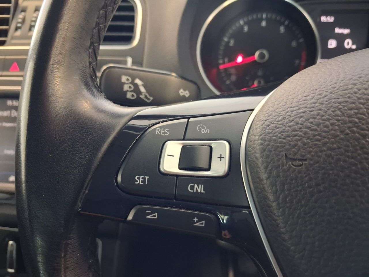 2017 VOLKSWAGEN POLO 2017 VOLKSWAGEN POLO