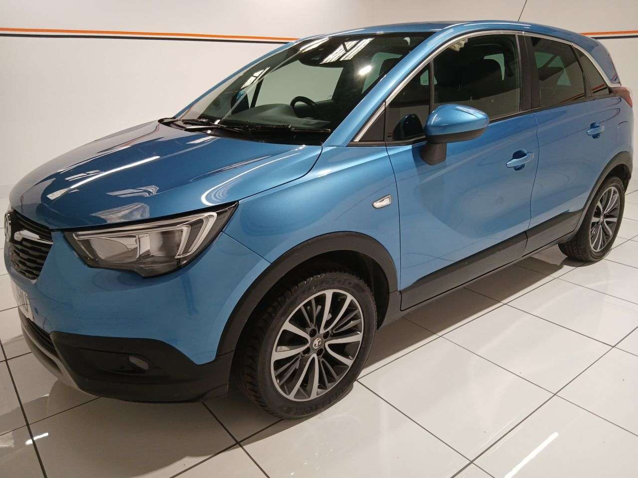 A 2020 VAUXHALL CROSSLAND X 1.2 Turbo GPF Elite Nav SUV 5dr Petrol Manual Euro 6 (s/s) (130 ps) A 2020 VAUXHALL CROSSLAND X 1.2 Turbo GPF Elite Nav SUV 5dr Petrol Manual Euro 6 (s/s) (130 ps)