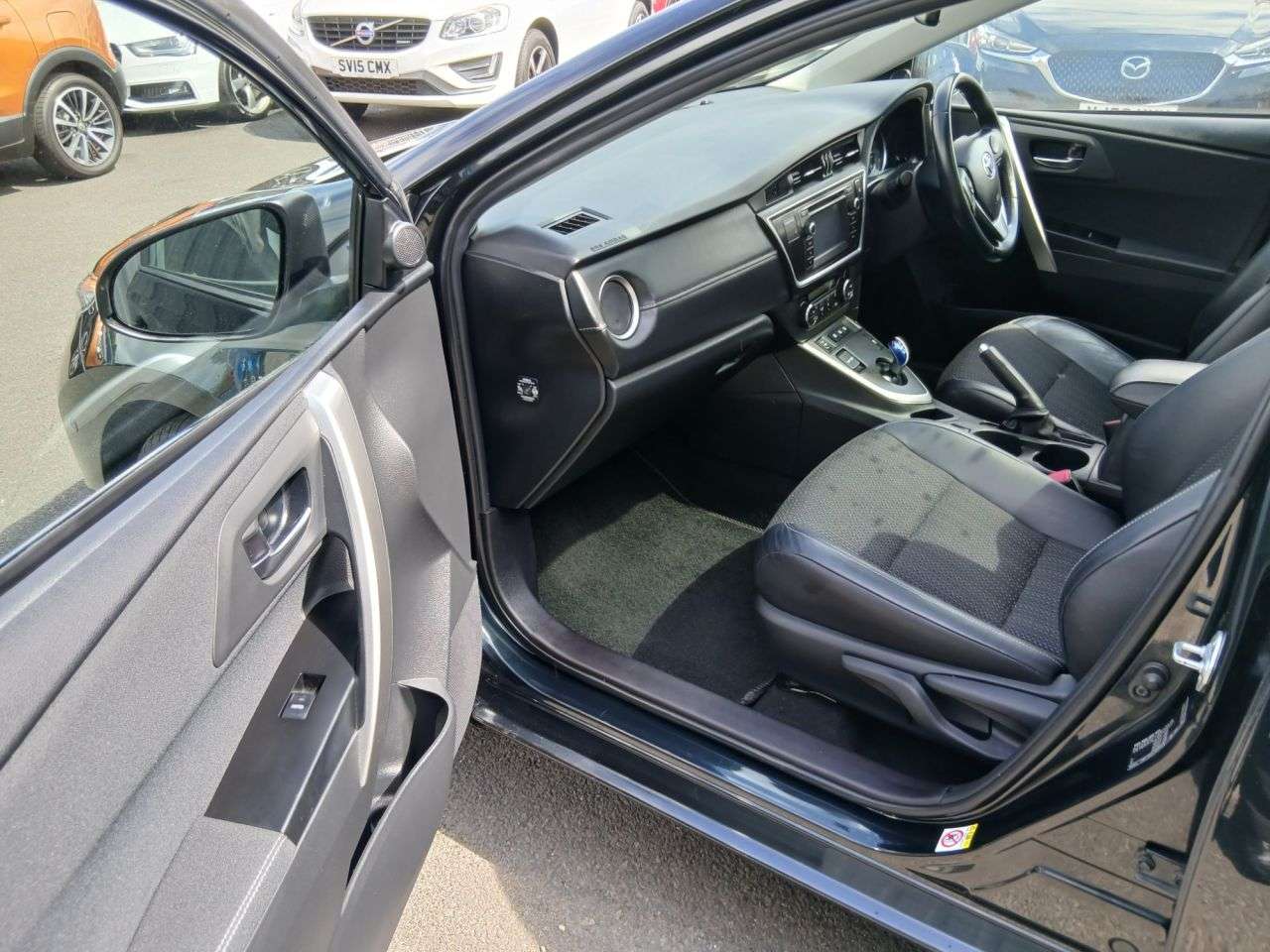 2013 TOYOTA AURIS 2013 TOYOTA AURIS