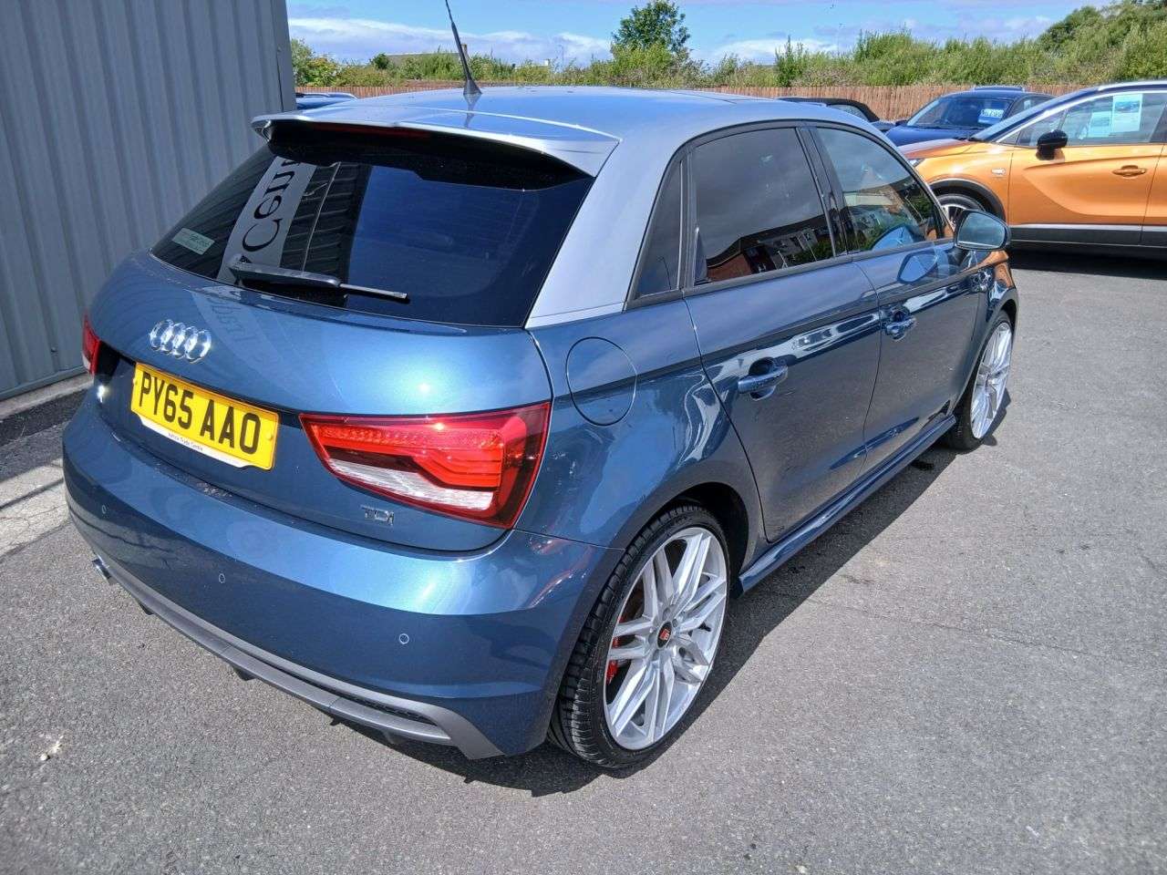 2015 AUDI A1 2015 AUDI A1