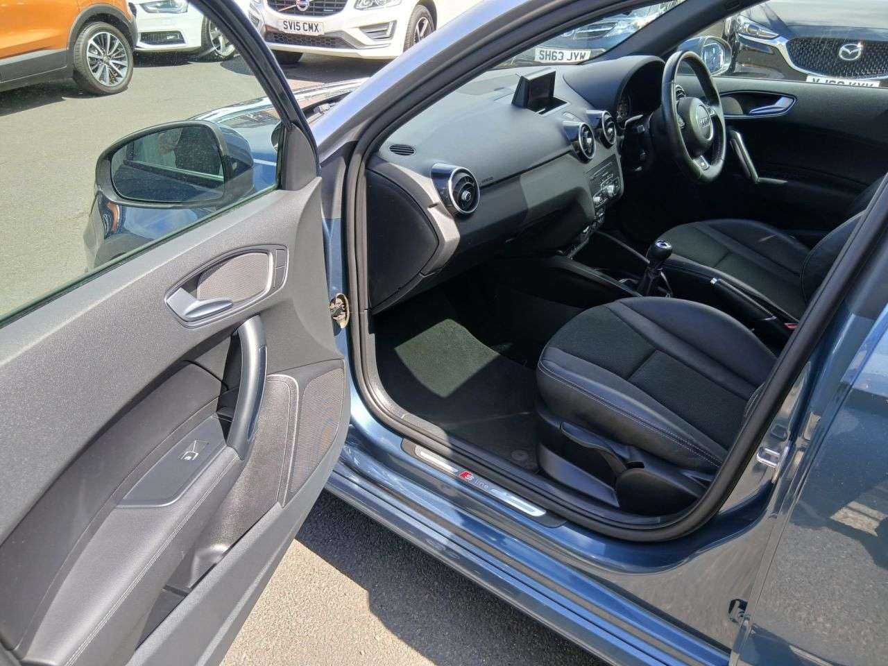 2015 AUDI A1 2015 AUDI A1