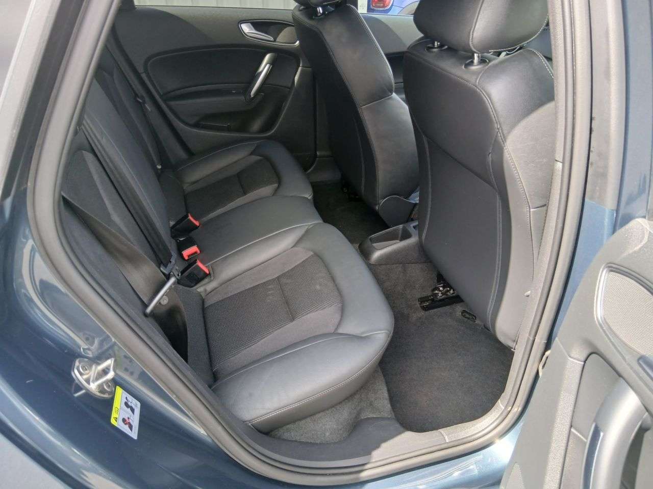 2015 AUDI A1 2015 AUDI A1