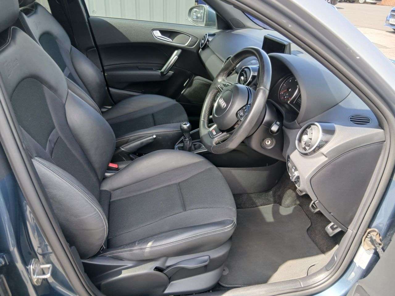 2015 AUDI A1 2015 AUDI A1
