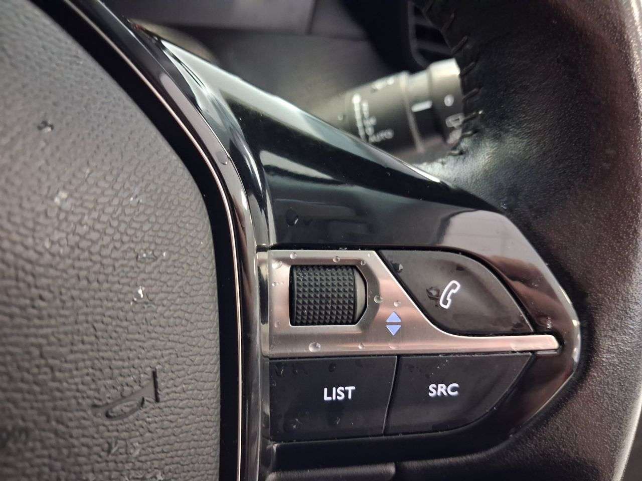 2020 PEUGEOT 2008 2020 PEUGEOT 2008