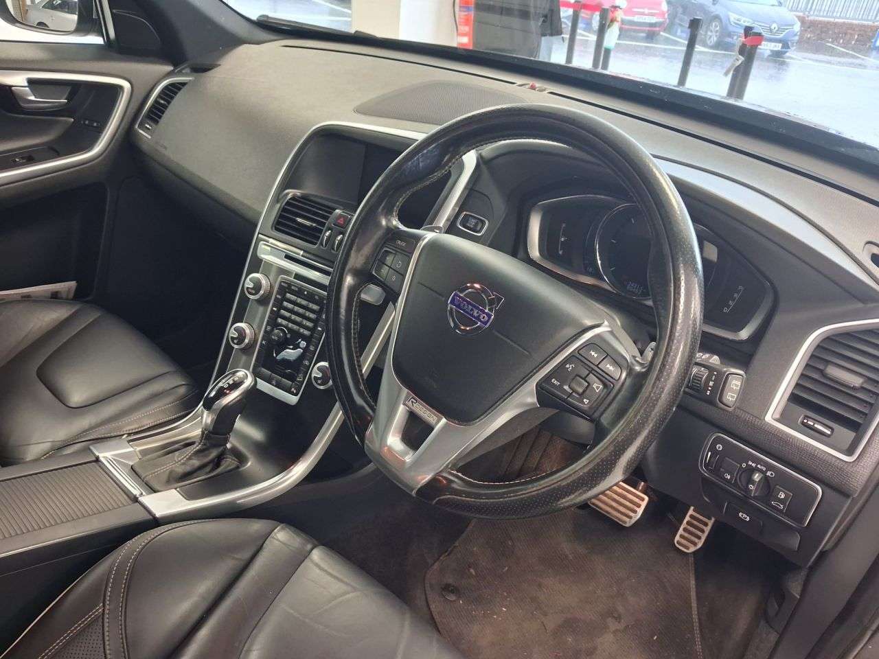 2015 VOLVO XC60 2015 VOLVO XC60