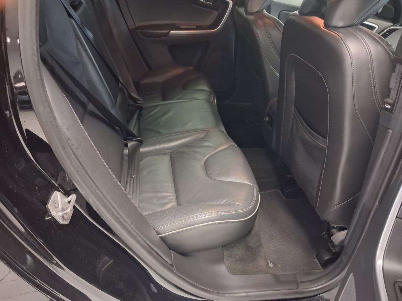 2015 VOLVO XC60 2015 VOLVO XC60