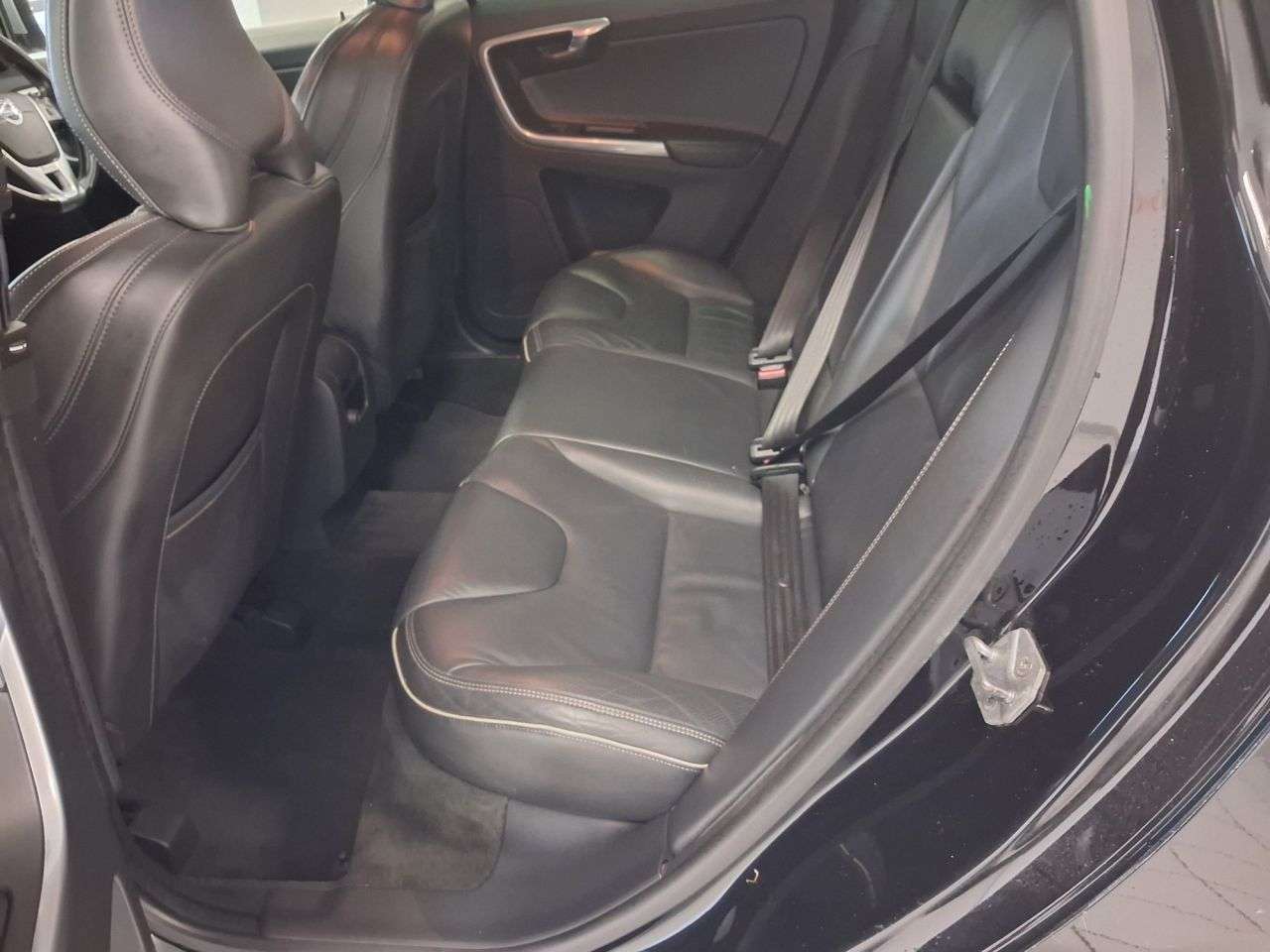 2015 VOLVO XC60 2015 VOLVO XC60