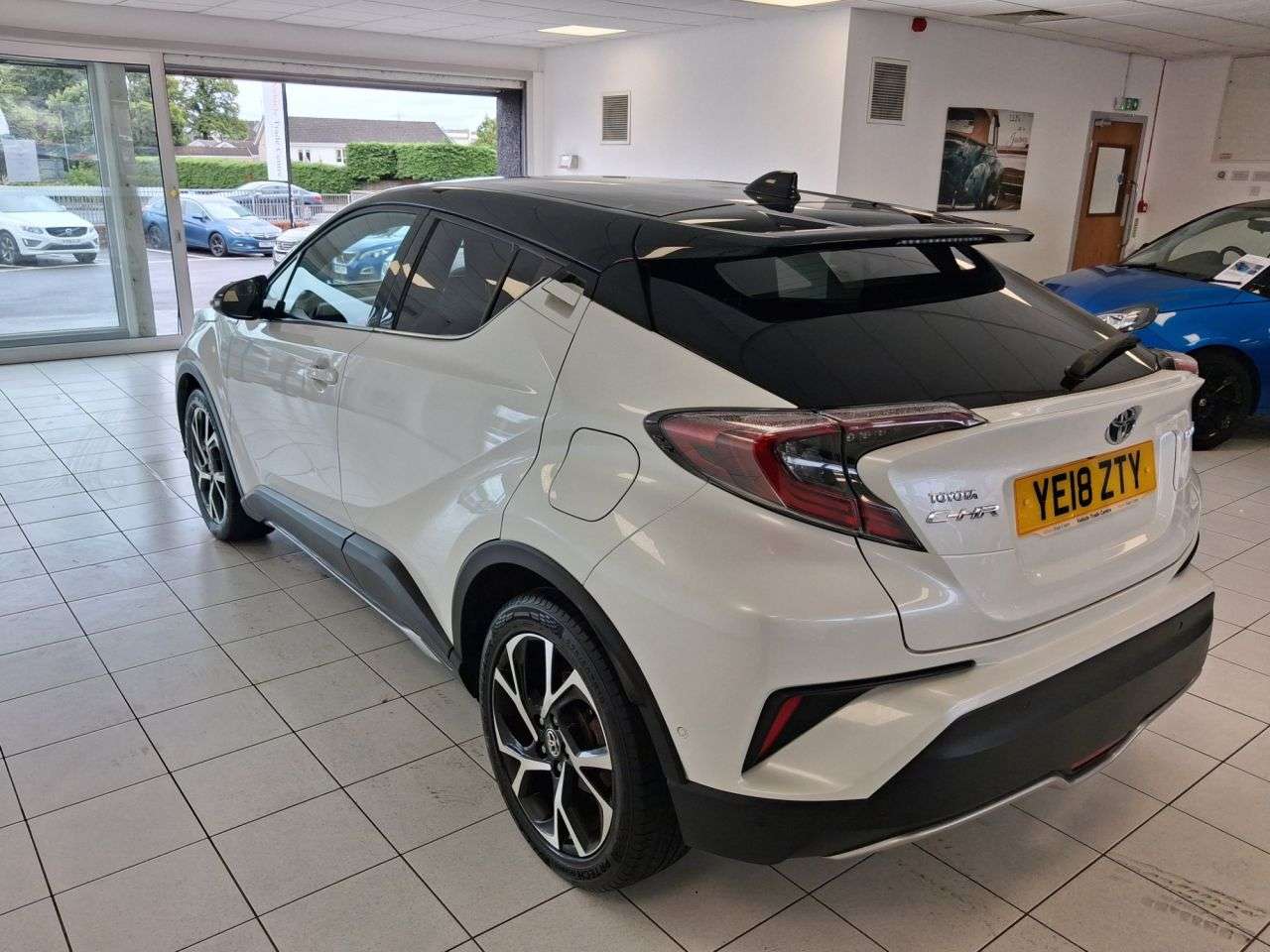 2018 TOYOTA C-HR 2018 TOYOTA C-HR