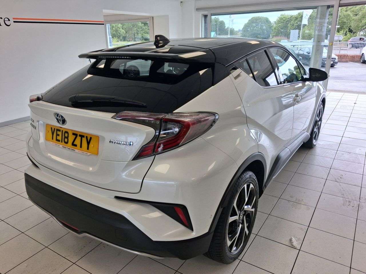 2018 TOYOTA C-HR 2018 TOYOTA C-HR