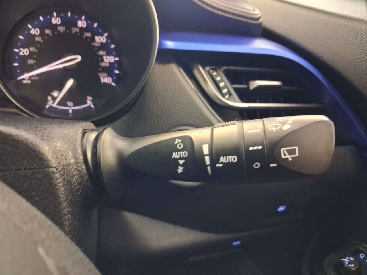 2018 TOYOTA C-HR 2018 TOYOTA C-HR