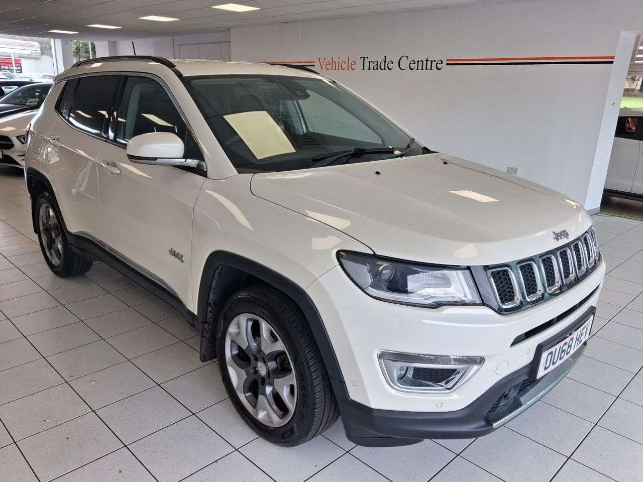 A 2018 JEEP COMPASS 1.4T MultiAirII Limited SUV 5dr Petrol Manual Euro 6 (s/s) (140 ps) A 2018 JEEP COMPASS 1.4T MultiAirII Limited SUV 5dr Petrol Manual Euro 6 (s/s) (140 ps)