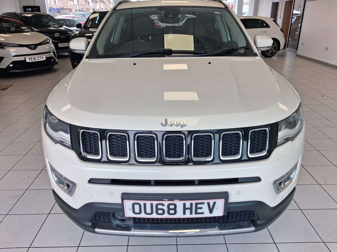 A 2018 JEEP COMPASS 1.4T MultiAirII Limited SUV 5dr Petrol Manual Euro 6 (s/s) (140 ps) A 2018 JEEP COMPASS 1.4T MultiAirII Limited SUV 5dr Petrol Manual Euro 6 (s/s) (140 ps)