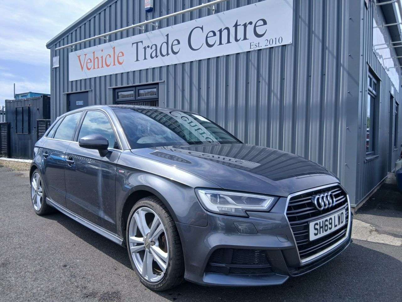 A 2019 AUDI A3 2.0 TDI 35 S line Sportback 5dr Diesel Manual Euro 6 (s/s) (150 ps) A 2019 AUDI A3 2.0 TDI 35 S line Sportback 5dr Diesel Manual Euro 6 (s/s) (150 ps)