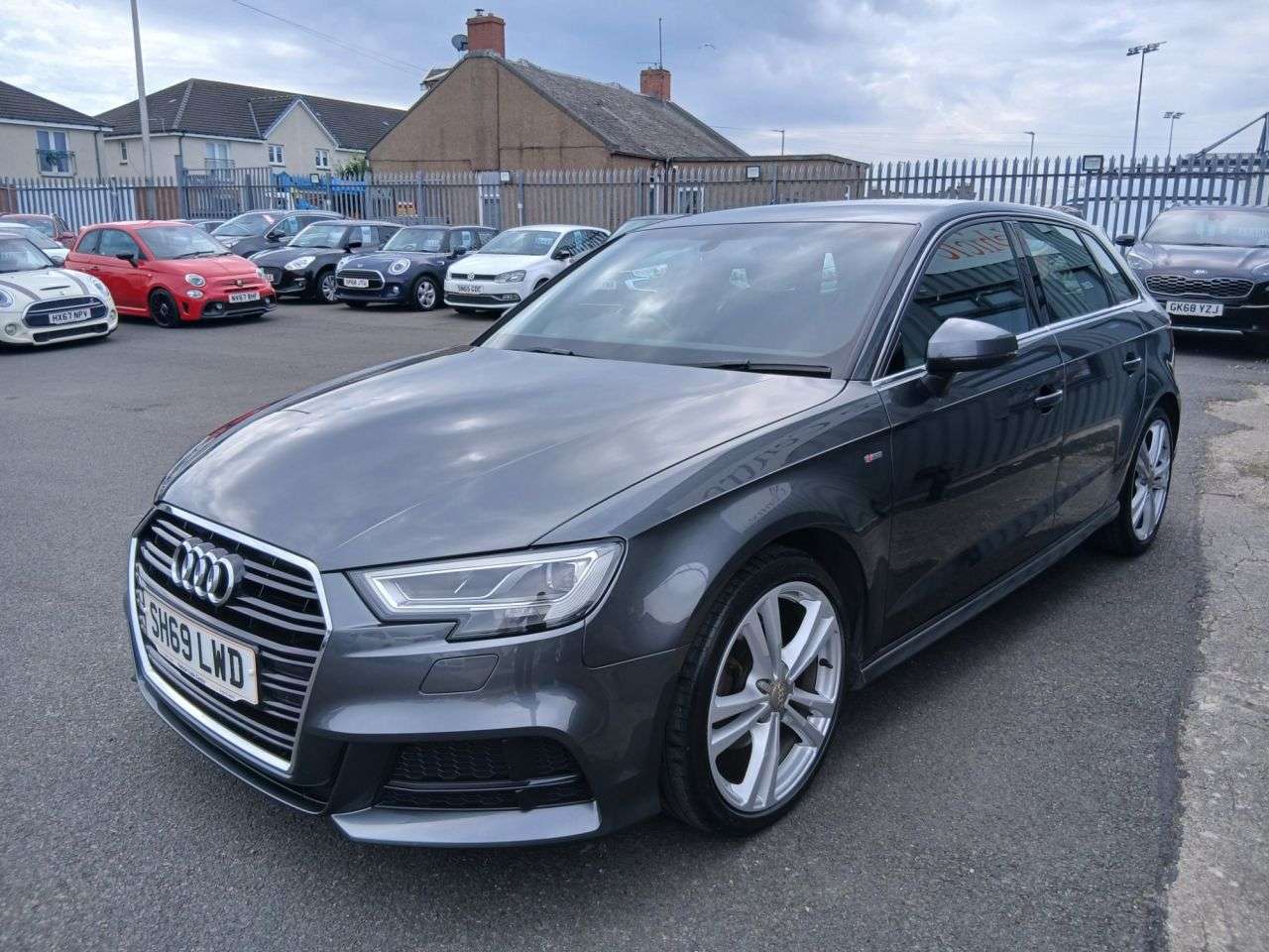 A 2019 AUDI A3 2.0 TDI 35 S line Sportback 5dr Diesel Manual Euro 6 (s/s) (150 ps) A 2019 AUDI A3 2.0 TDI 35 S line Sportback 5dr Diesel Manual Euro 6 (s/s) (150 ps)