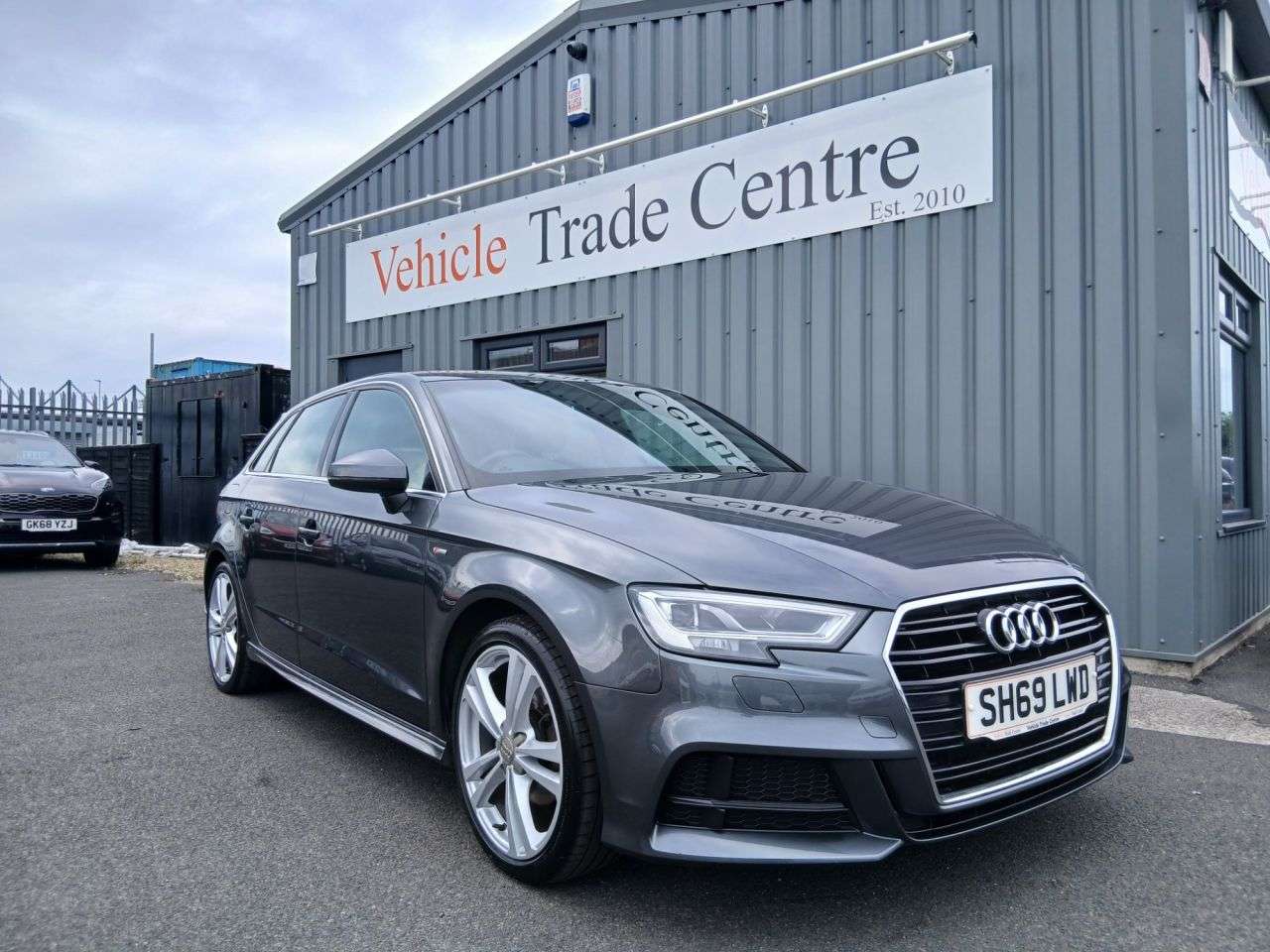 A 2019 AUDI A3 2.0 TDI 35 S line Sportback 5dr Diesel Manual Euro 6 (s/s) (150 ps) A 2019 AUDI A3 2.0 TDI 35 S line Sportback 5dr Diesel Manual Euro 6 (s/s) (150 ps)