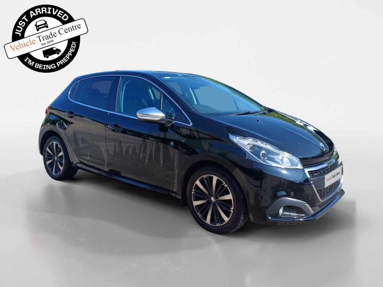 A 2018 PEUGEOT 208 1.2 PureTech Tech Edition Hatchback 5dr Petrol Manual Euro 6 (s/s) (82 ps) A 2018 PEUGEOT 208 1.2 PureTech Tech Edition Hatchback 5dr Petrol Manual Euro 6 (s/s) (82 ps)