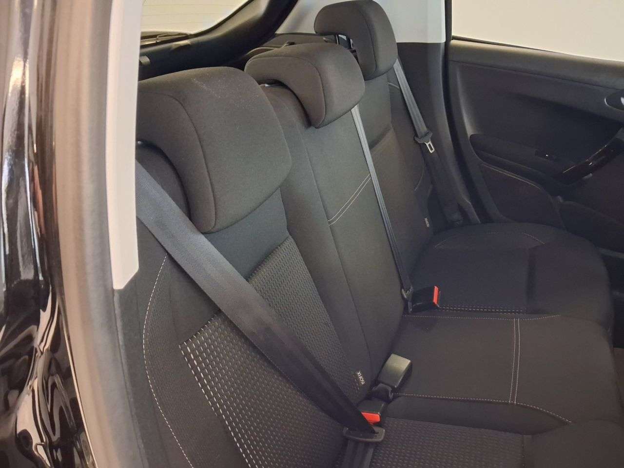 2018 PEUGEOT 208 2018 PEUGEOT 208