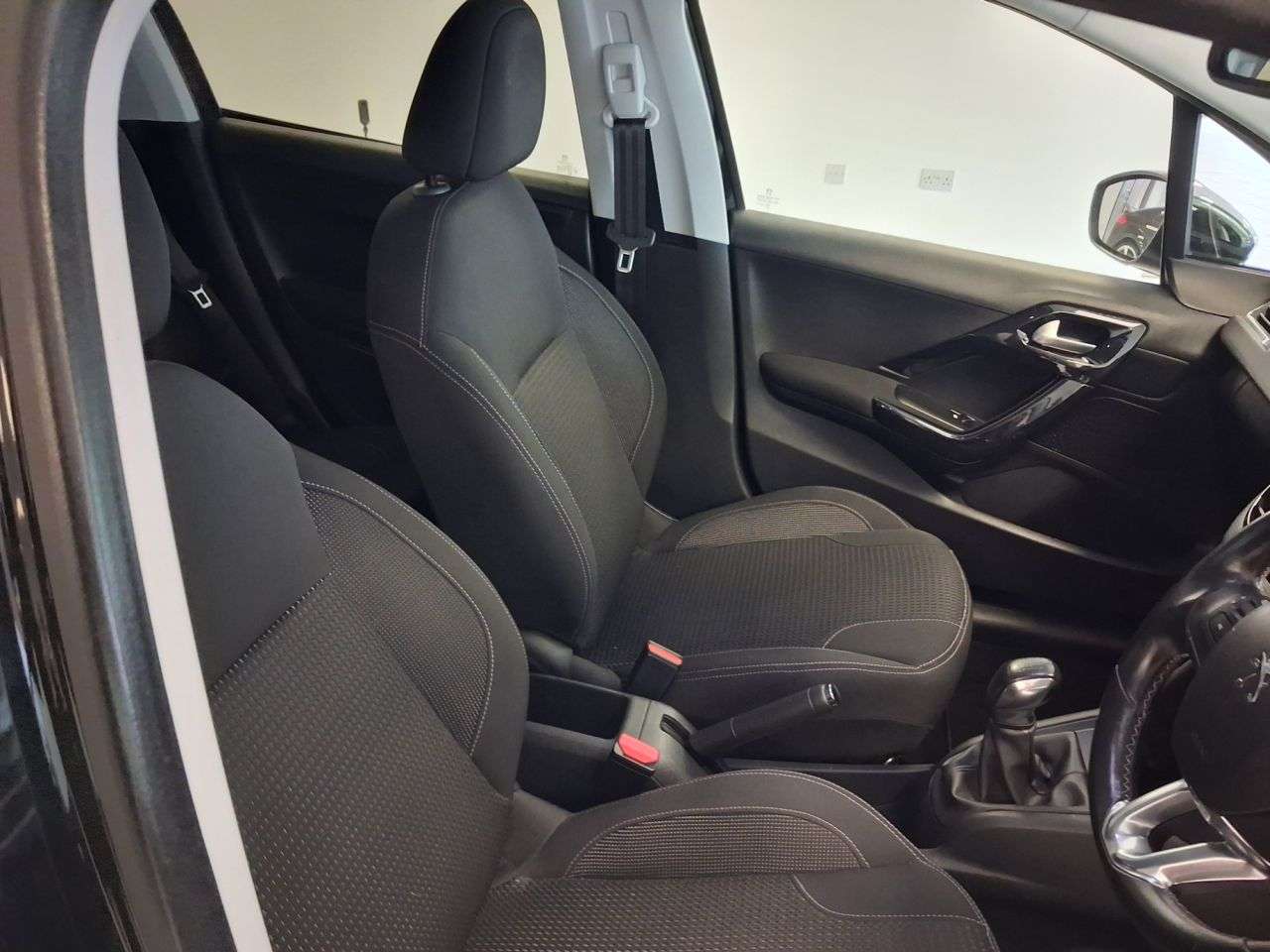 2018 PEUGEOT 208 2018 PEUGEOT 208