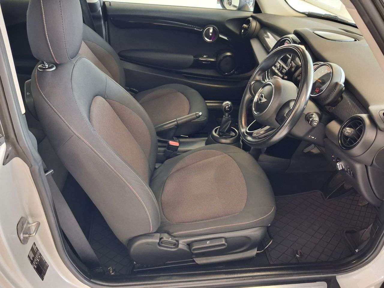 2016 MINI HATCH 2016 MINI HATCH